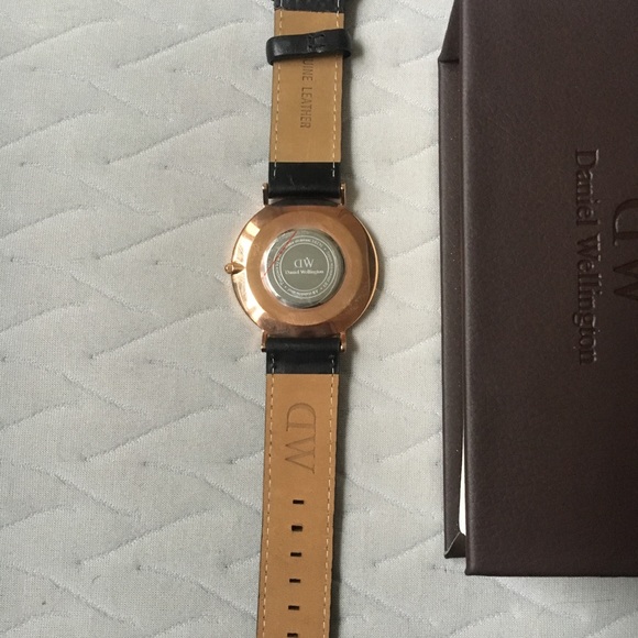 Daniel Wellington Classic Sheffield watch 40MM - Picture 2 of 3